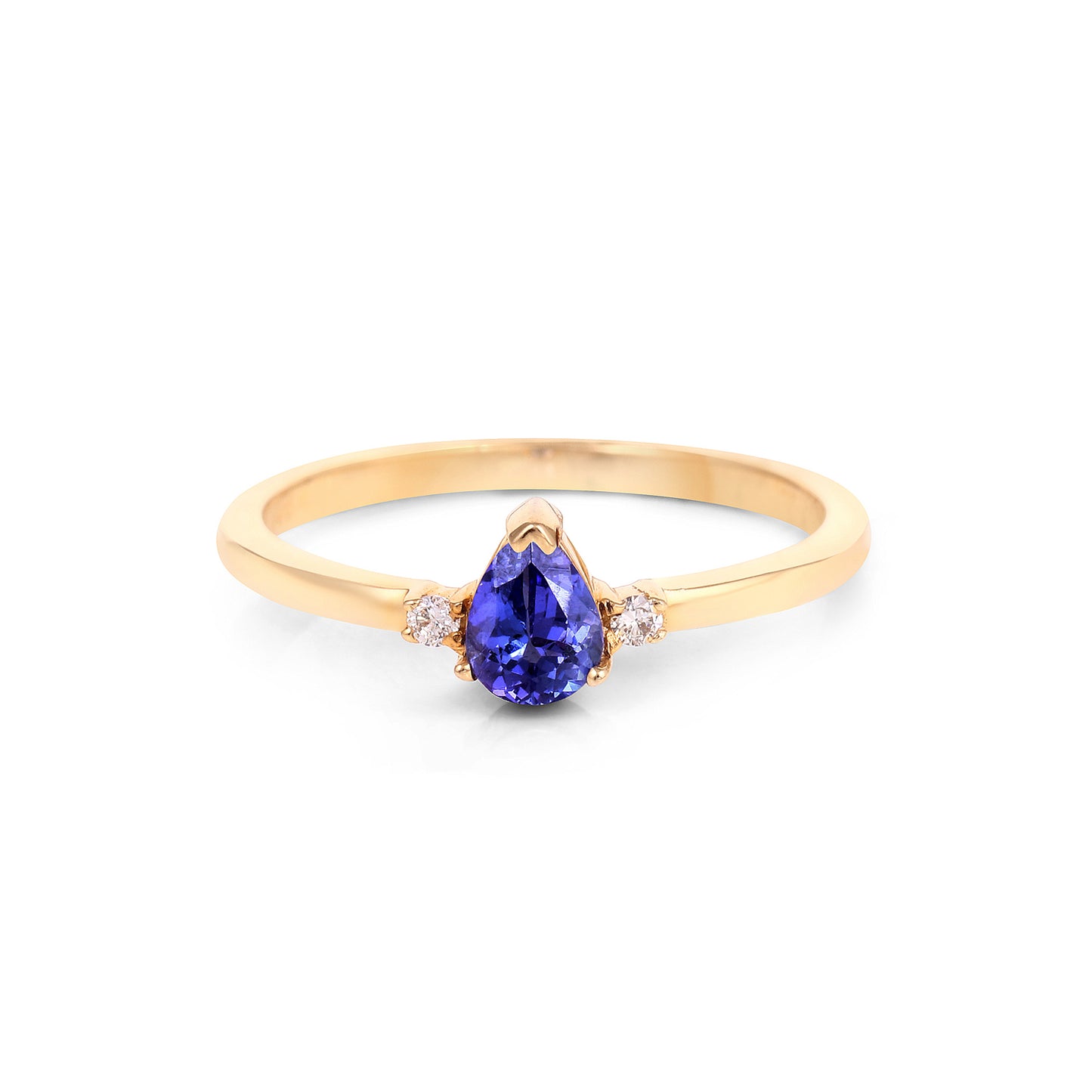 Tanzanite and diamond ring in 14K yellow gold