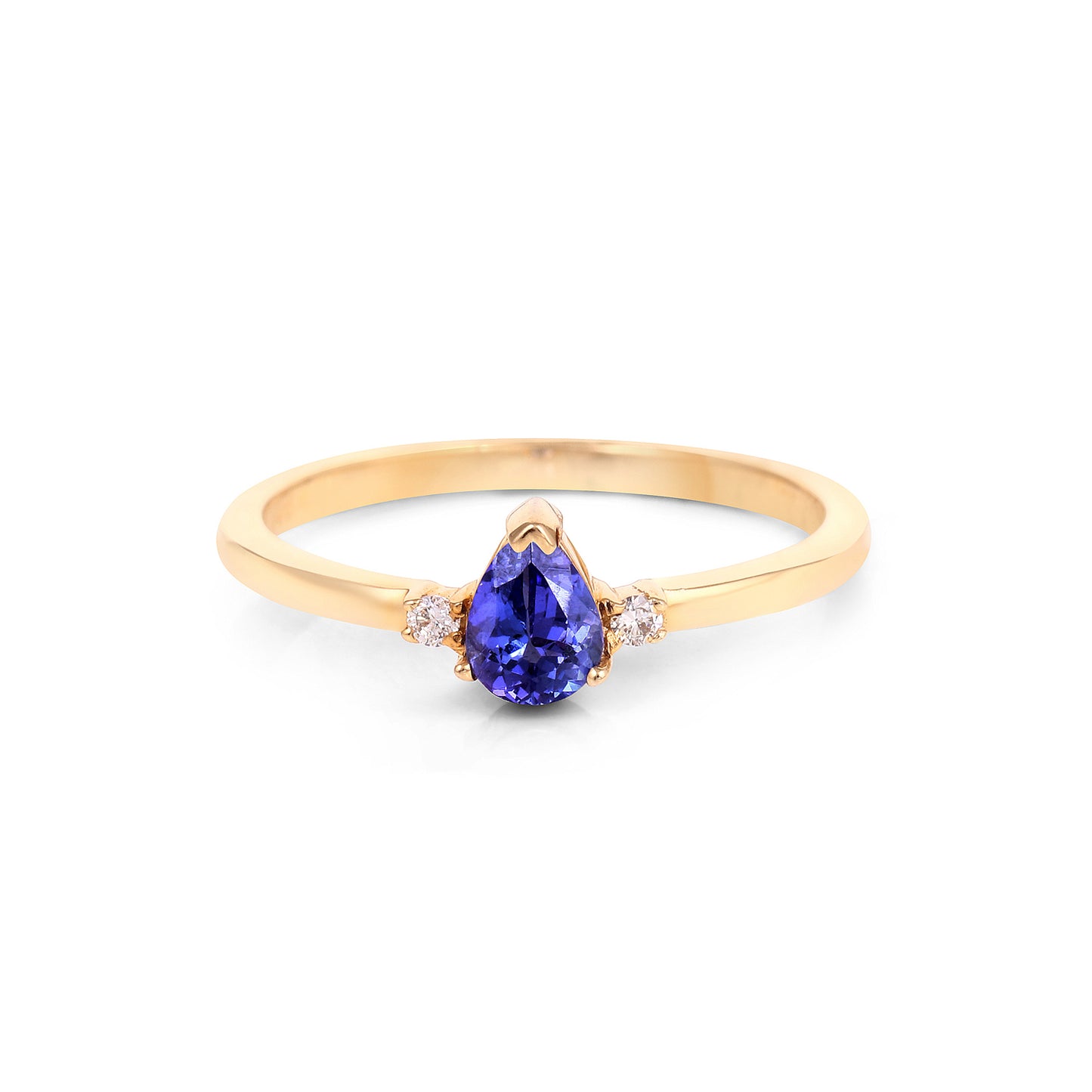 Tanzanite and diamond ring in 14K yellow gold